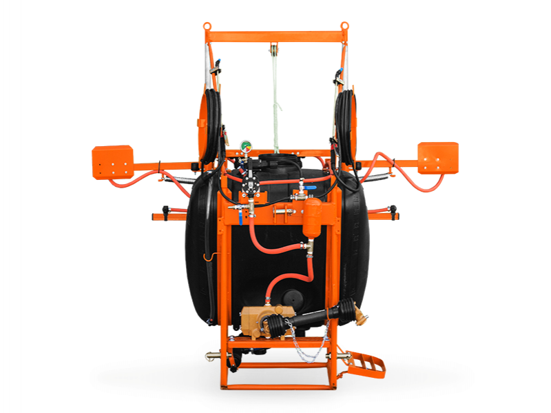 Máquinas Agrícolas PULVERIZADOR PECUÁRIO 3º PONTO (CIMAG) em Guarantã do Norte MT